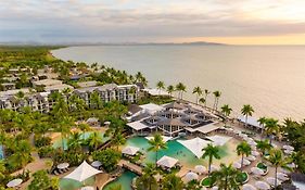 Radisson Blu Resort Fiji